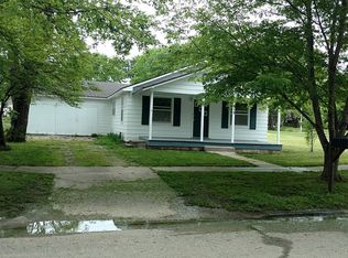 915 N Steuben Ave, Chanute, KS 66720