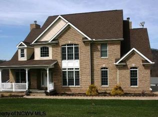 96 McCormick Hollow Rd, Morgantown, WV 26508