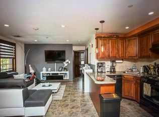 730 W Montauk Hwy APT 1, Lindenhurst, NY 11757