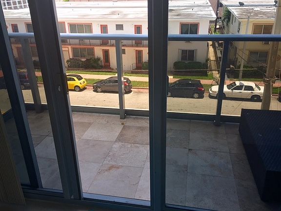 balcony