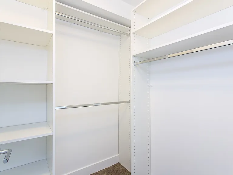 La Brea Regency LLC — Photo 30