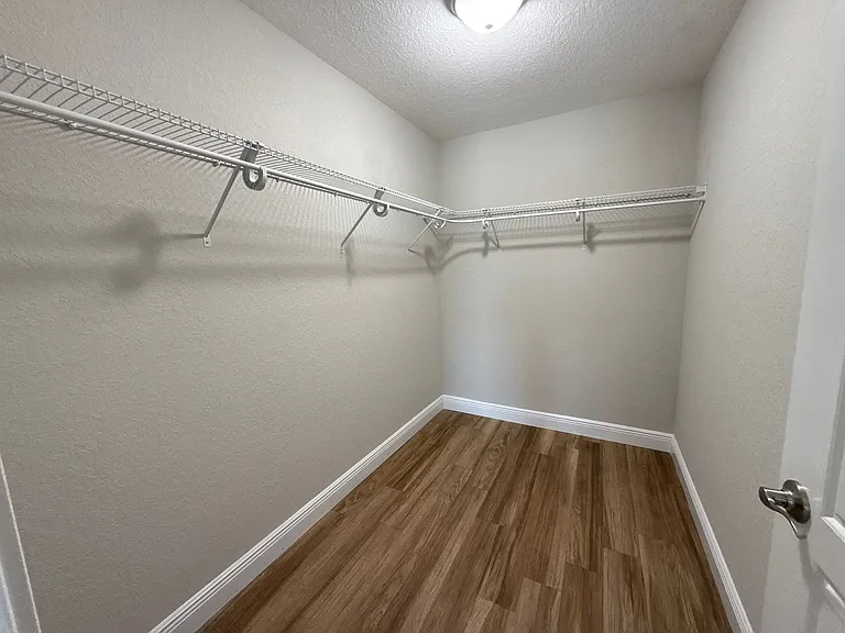 309 Locust Rd — Photo 14