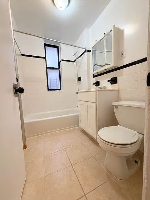 567 West 170th Street — Photo 3