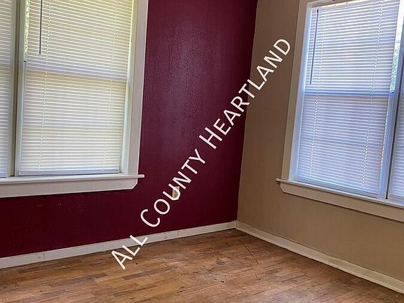 5th image of 219 W Kenworthy St