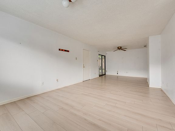 5th image of 2623 Fallcreek Dr