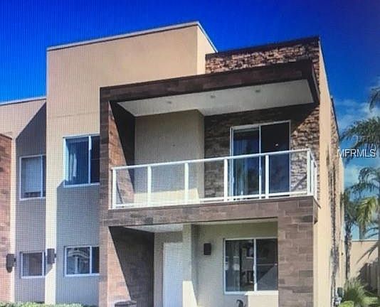 2nd image of 3239 Brasilia Ave