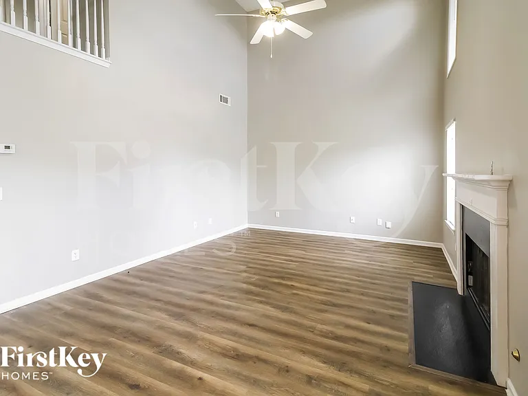 15 Dairyland Dr — Photo 5