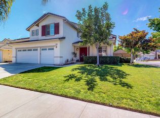2411 Larkhaven Ln, Oxnard, CA 93036