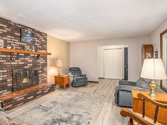 5th image of 2142 N 37th St