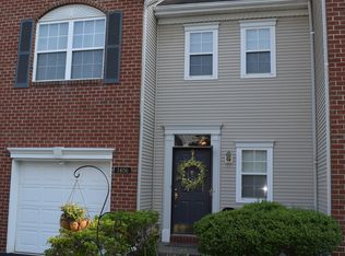 1406 S Branch Dr, Whitehouse Station, NJ 08889