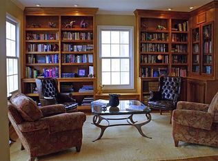 1307 Berkeley Ct, Powell, OH