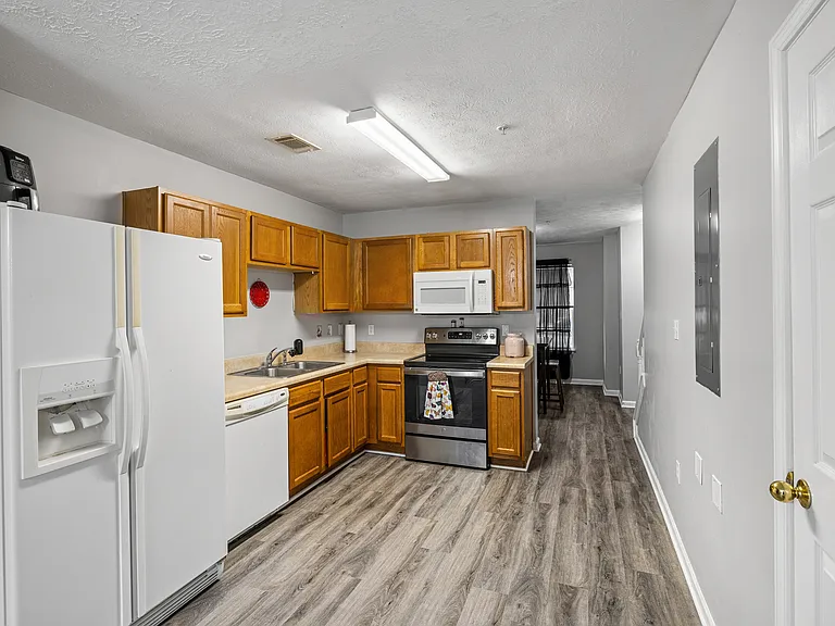 171 Swaying Pine Ct #1 — Photo 18