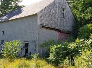 216 Robinson Rd, Waldoboro, ME 04572