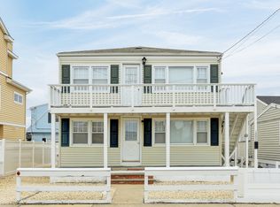 1002 N Beach Ave, Beach Haven, NJ 08008