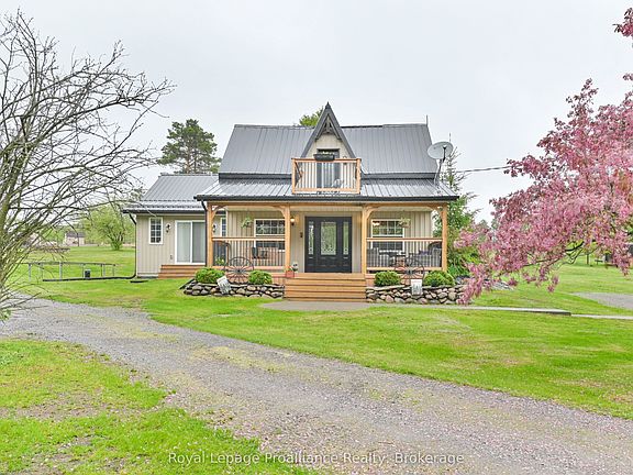 2nd image of 526 Old Wooler Rd