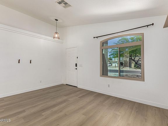 4th image of 16257 W MIAMI Street