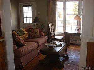 5th image of 26 Keeler Dr