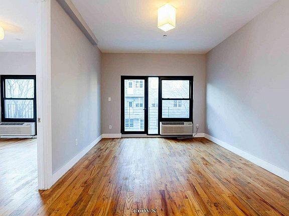 5th image of 956 Bedford Ave #3A