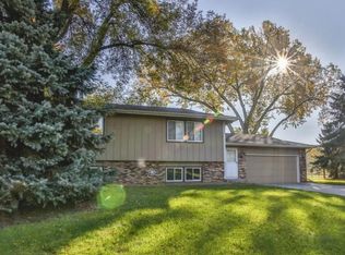 55400 Pascal St, Saint Paul, MN 55126