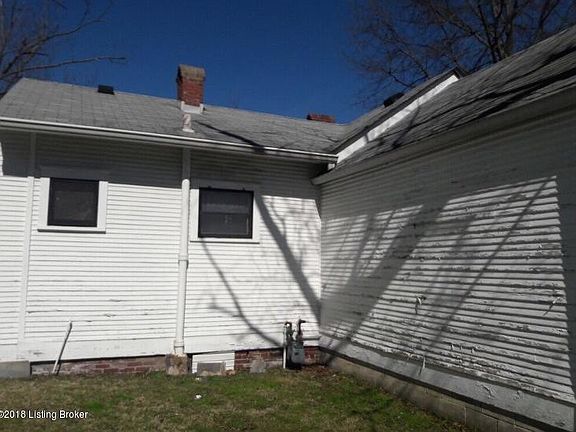 4th image of 5432 Bruce Ave