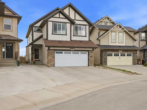 156 NW Skyview Shores Mnr NE, Calgary, AB T3N 0J2
