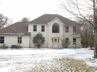 339 Tara Hill Dr, Stroudsburg, PA