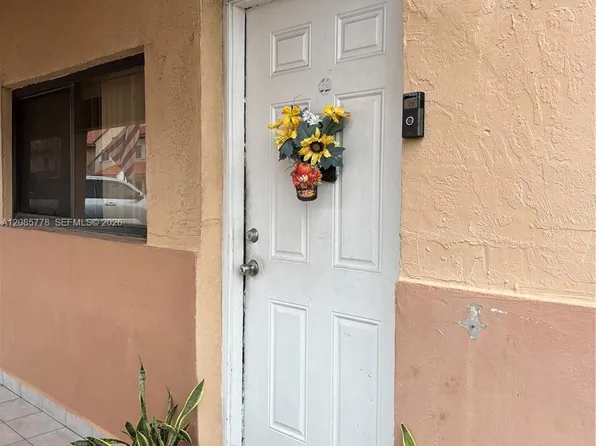 7861 W 29th Way APT 101, Hialeah, FL 33018