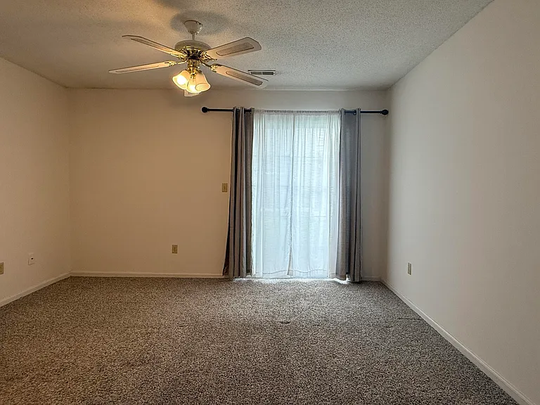 4609 Brandon Woods St — Photo 8