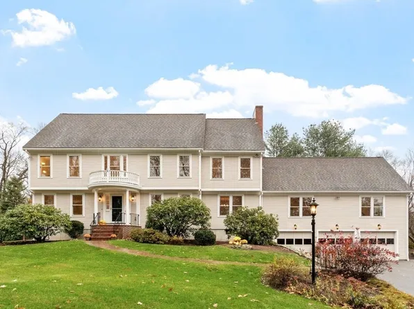 50 Hidden Rd, Andover, MA 01810