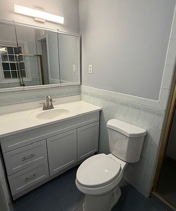 3rd image of 604 Liberty Ave #3
