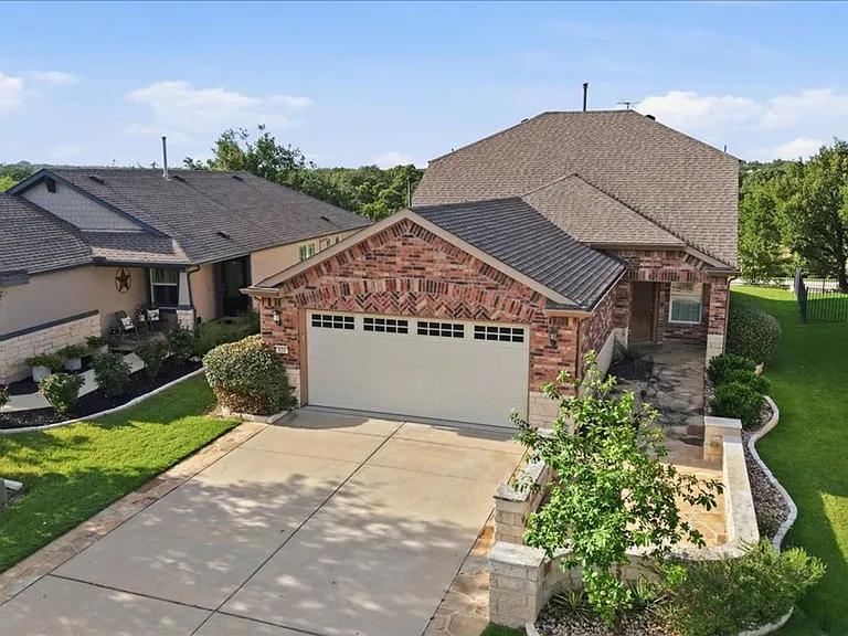 816 Hamilton Ln — Photo 5