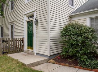 2430 Hyannis Ln, Crofton, MD 21114