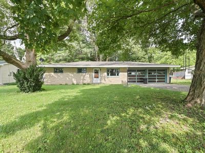 30 Hancock Dr, Villa Grove, IL, 61956