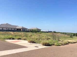 8720 High Creek Dr, Laredo, TX 78045
