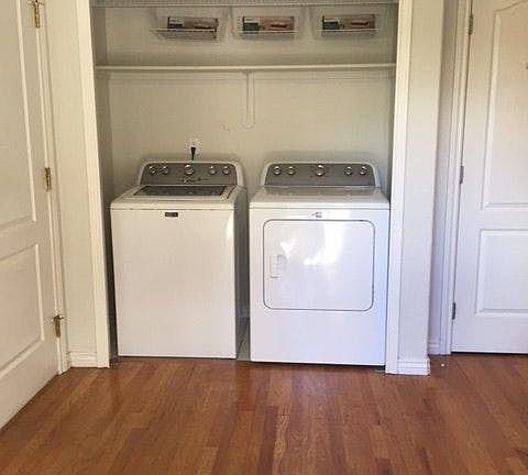 4th image of 4463 Songglen Cir