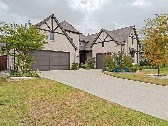 3rd image of 4212 Hidden Cove Rd