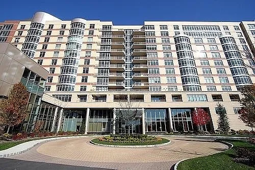 8100 River Rd #601 — Photo 24