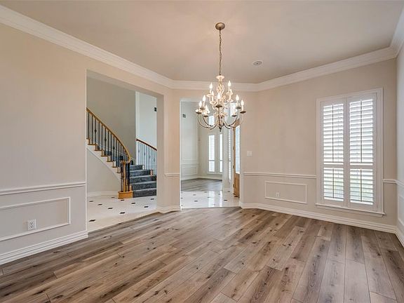 5th image of 577 Indian Rock Dr