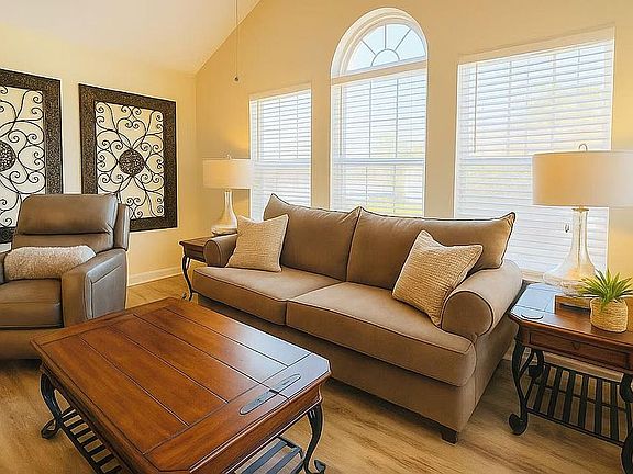 3rd image of 4273 Santolina Way Unit E