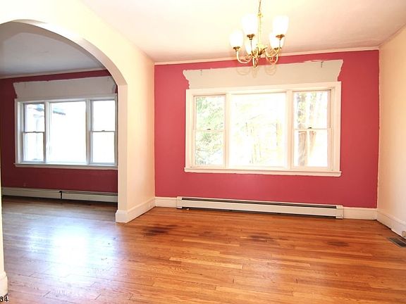 5th image of 99 Laroche Ave