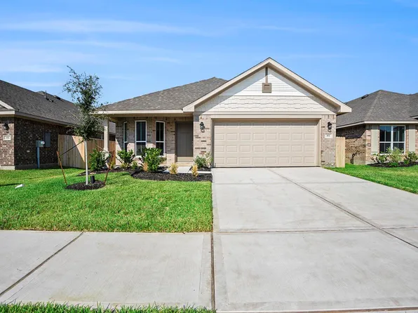 412 Bryan Way, Angleton, TX 77515
