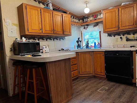 5th image of 2509 Krol Dr NE