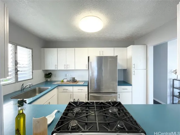 1379A 13th Ave, Honolulu, HI 96816