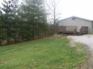 5201 E Borden Rd, Pekin, IN 47165