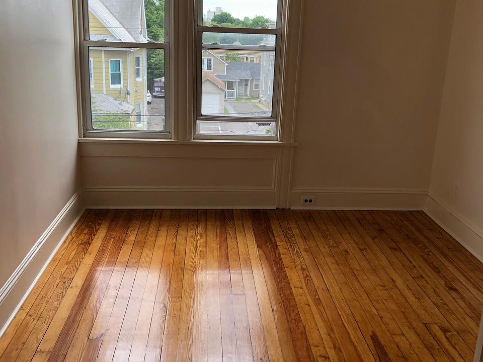 2nd image of 59 Myrtle Ave #1