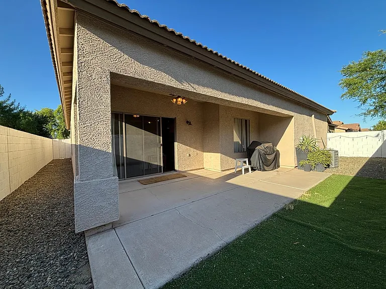948 E Savannah Dr — Photo 23