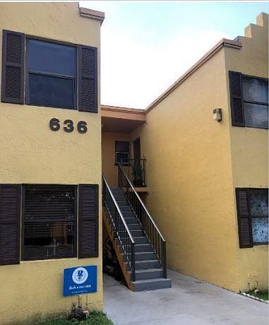 1st image of 636 NW 114th Ave APT 203