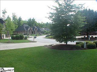 2nd image of 113 Bouchillion Dr