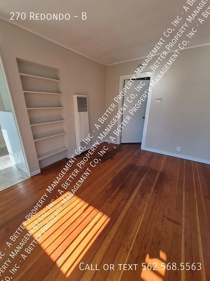 Upper One Bedroom in Triplex with Refinished Hardwood Floors — Photo 1