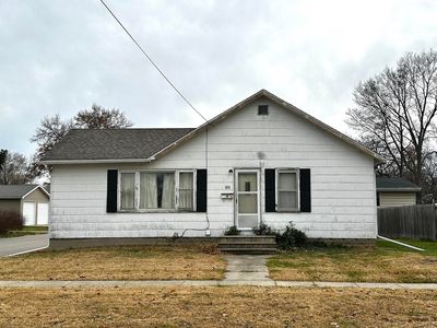 709 Sycamore St, La Porte City, IA, 50651